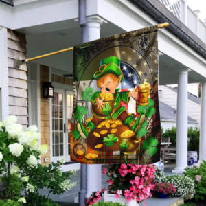 Irish Leprechaun Shamrock Flag, Festive Green Holiday Outdoor Decor
